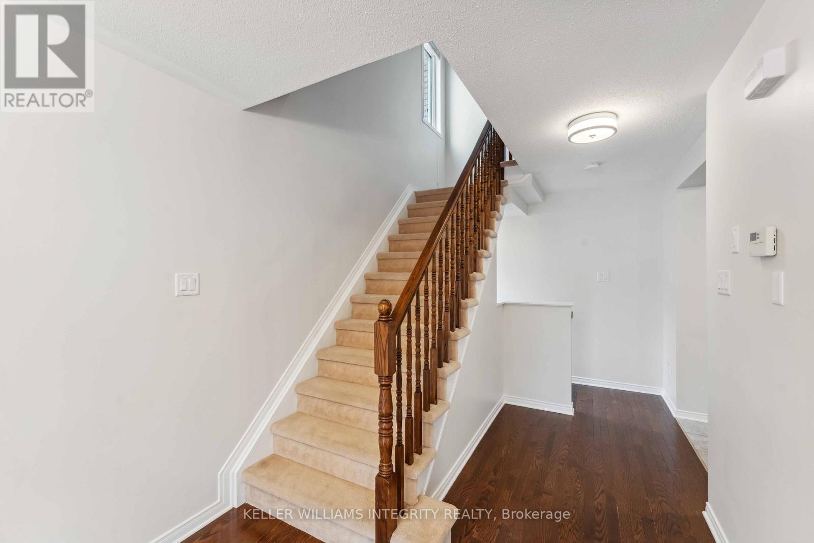












136 QUITO PRIVATE

,
Ottawa,




Ontario
K2E0A7

