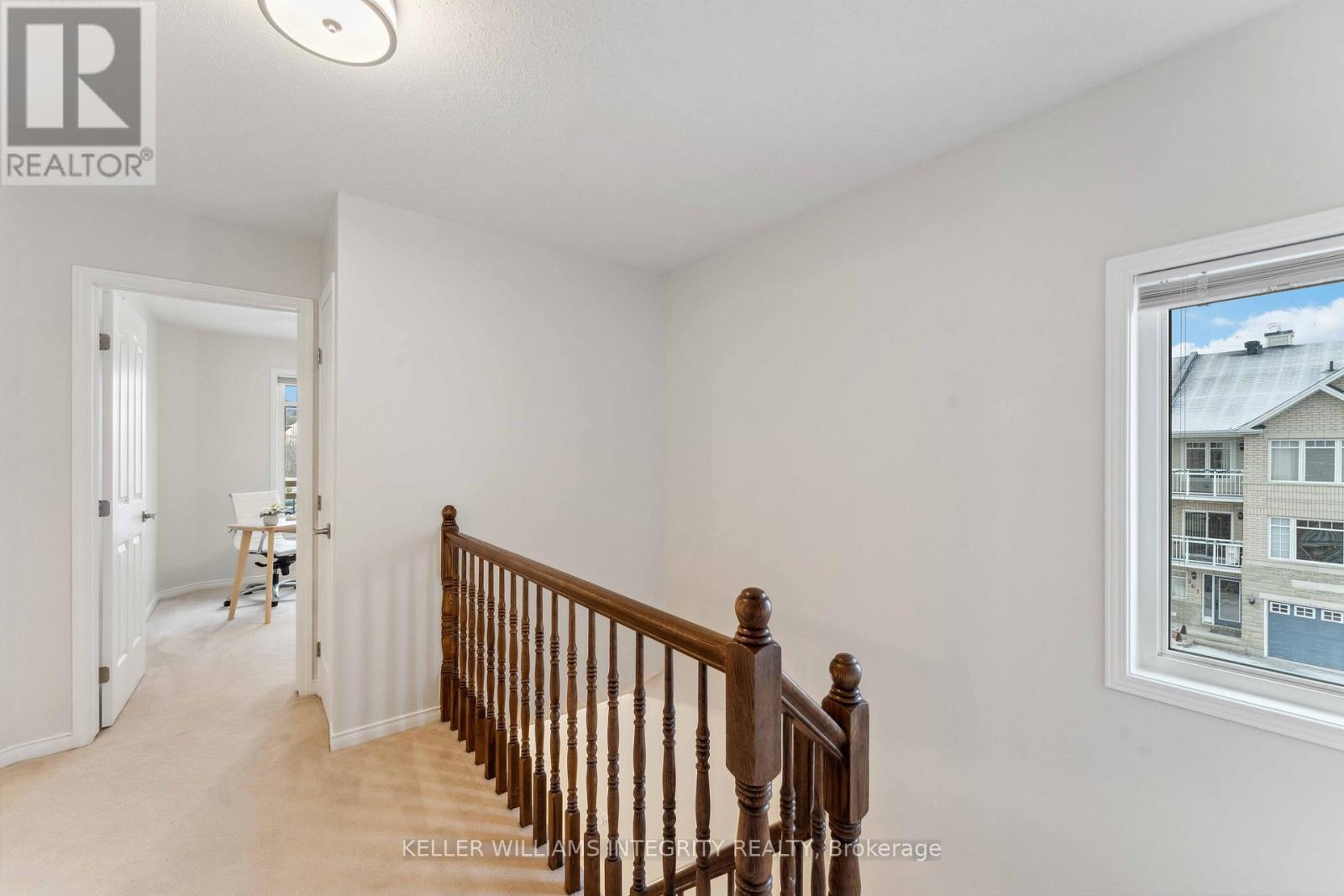 












136 QUITO PRIVATE

,
Ottawa,




Ontario
K2E0A7

