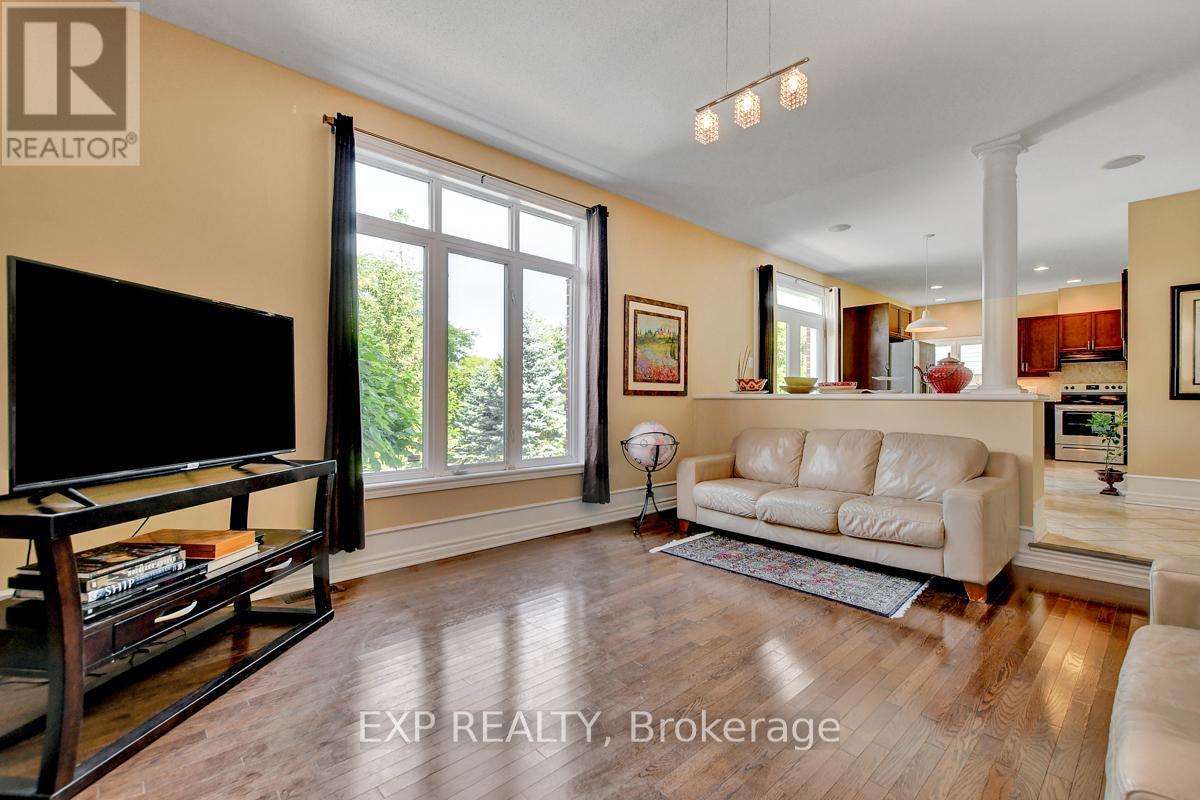 












135 RIVERSEDGE CRESCENT

,
Ottawa,




Ontario
K1V0Z8

