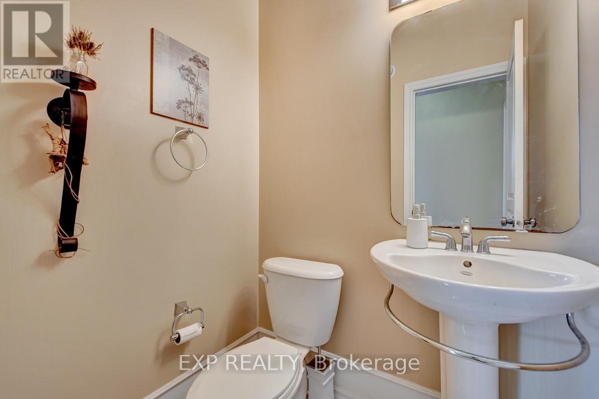 












135 RIVERSEDGE CRESCENT

,
Ottawa,




Ontario
K1V0Z8

