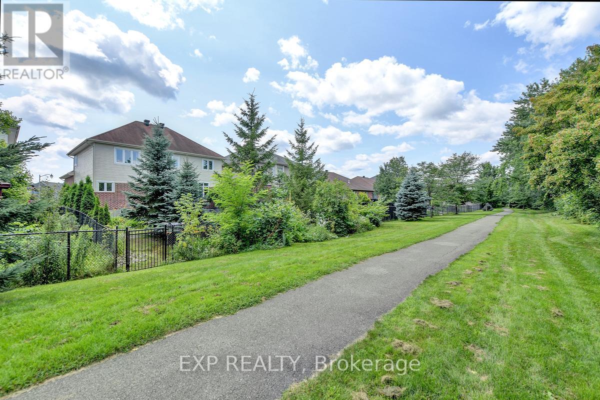 












135 RIVERSEDGE CRESCENT

,
Ottawa,




Ontario
K1V0Z8


