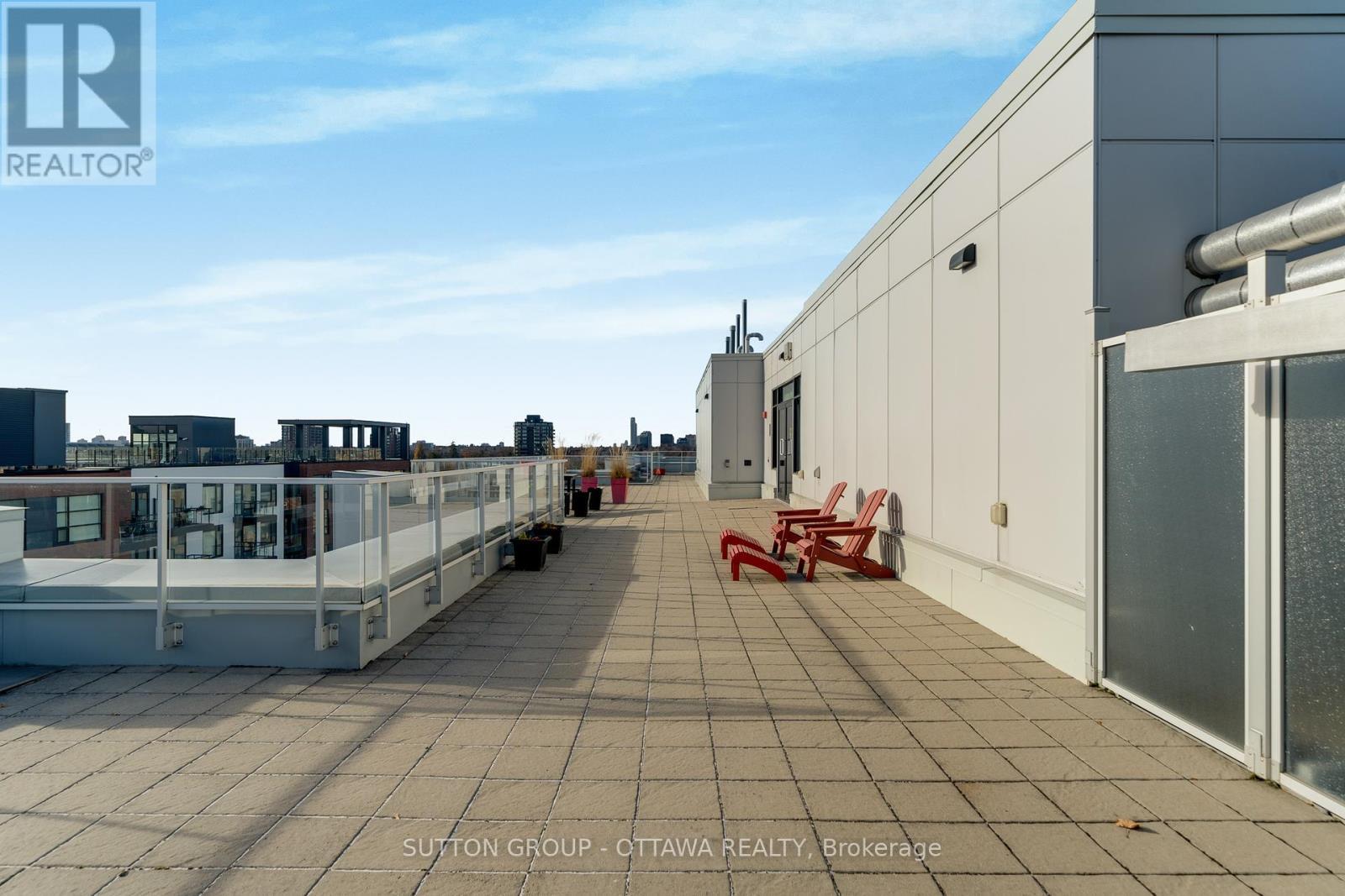 












201 - 11 AVENUE DES OBLATS AVENUE

,
Ottawa,




Ontario
K1S5V8

