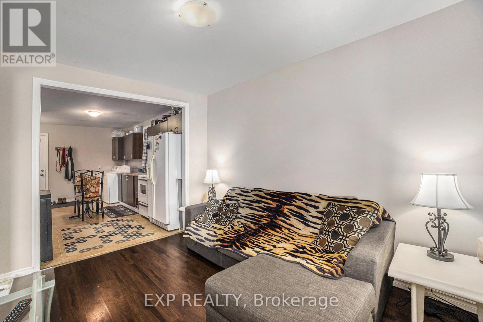












28 LEFEBVRE AVENUE

,
Cornwall,




Ontario
K6H5G4

