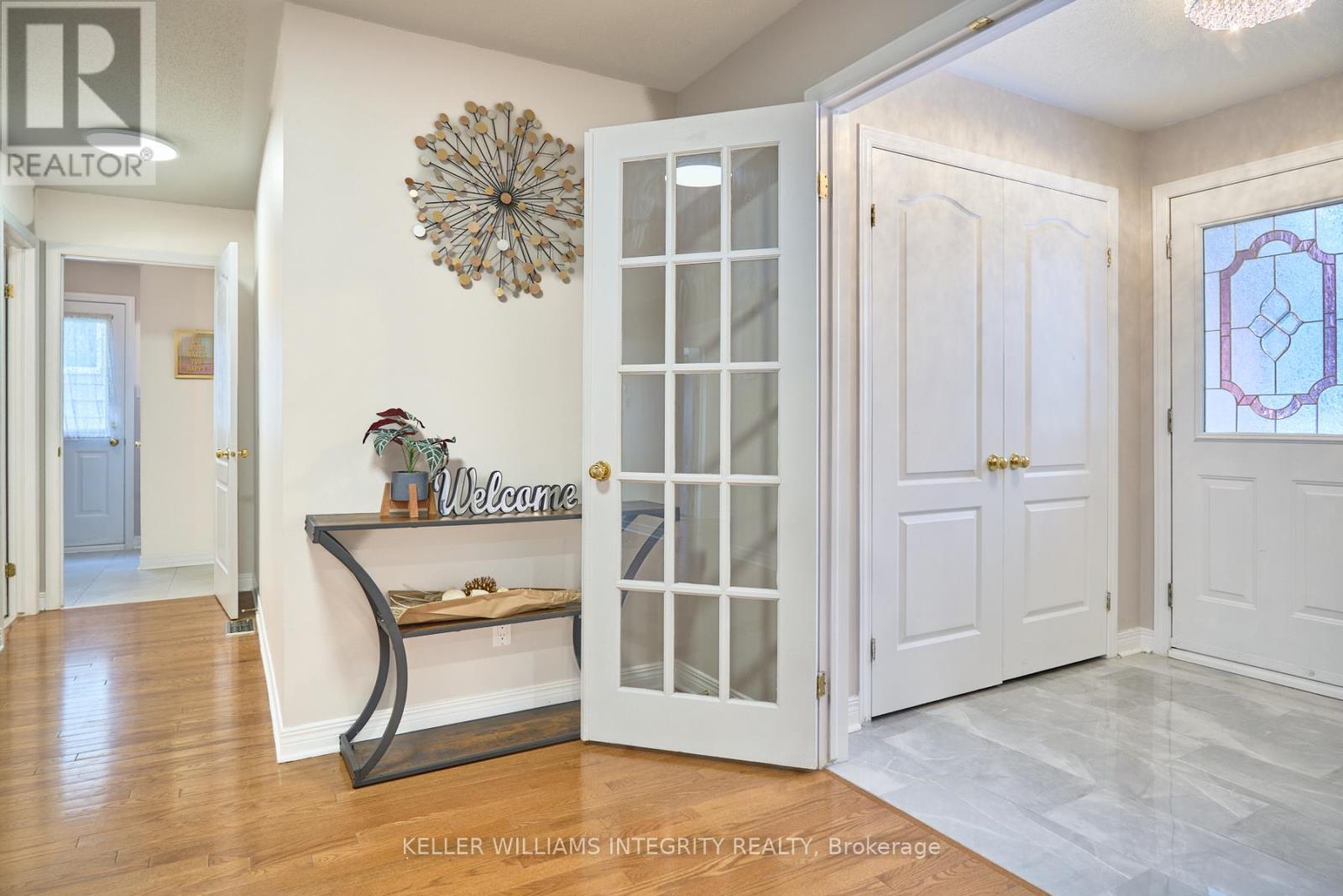 












9 SHANNONDOE CRESCENT

,
Ottawa,




Ontario
K2M2C8

