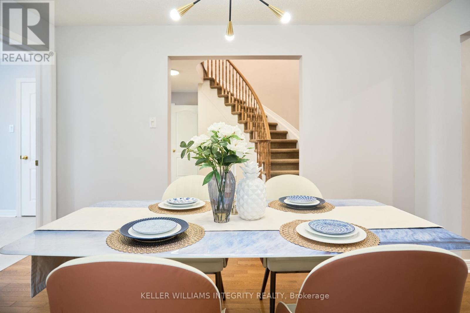 












9 SHANNONDOE CRESCENT

,
Ottawa,




Ontario
K2M2C8

