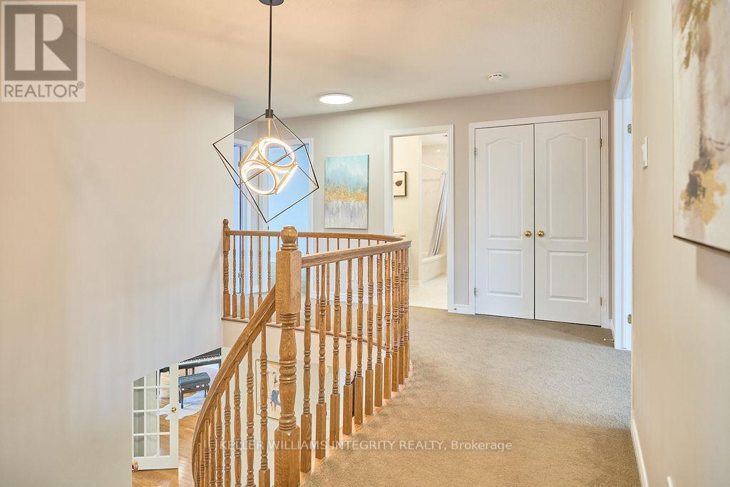 












9 SHANNONDOE CRESCENT

,
Ottawa,




Ontario
K2M2C8


