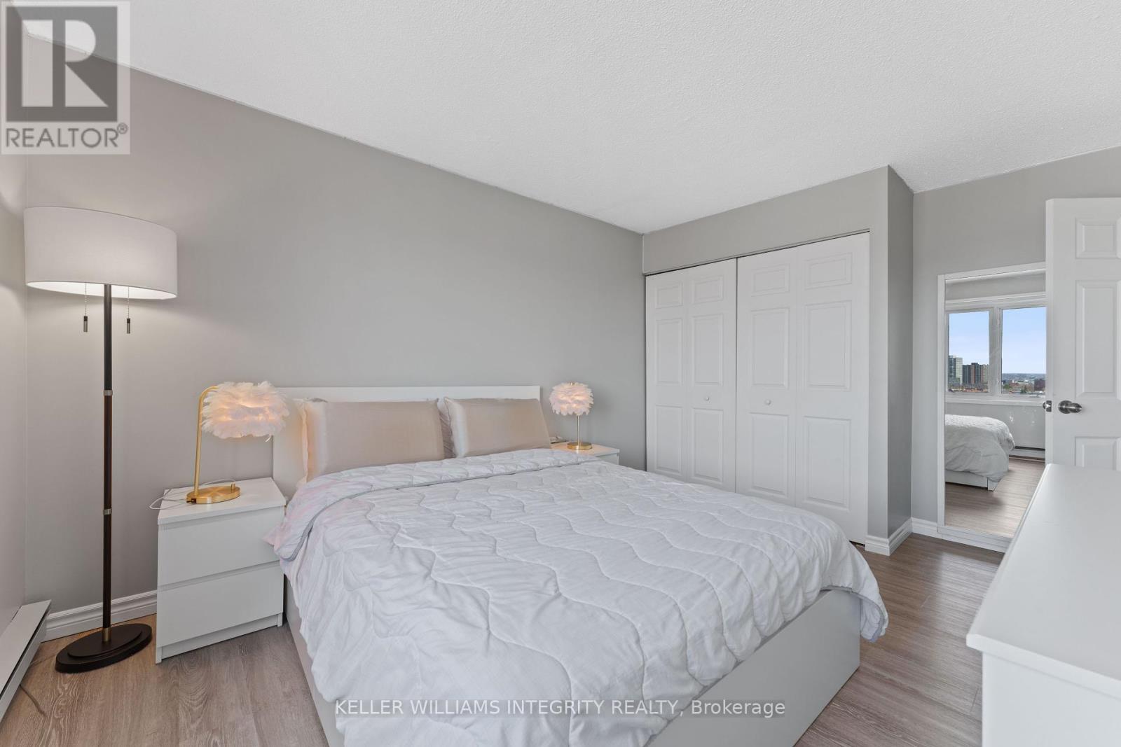 












1804 - 158 MCARTHUR AVENUE

,
Ottawa,




Ontario
K1L8E7


