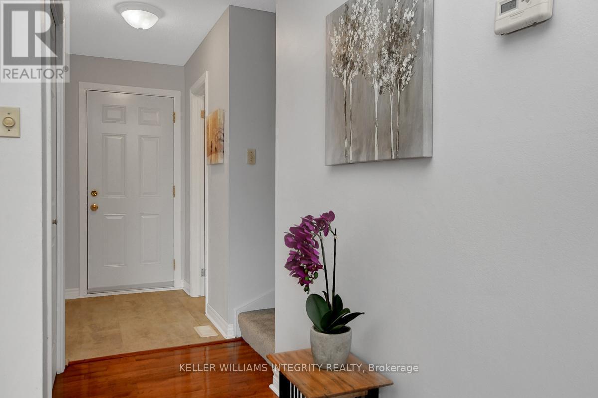 












46 BERING COURT

,
Ottawa,




Ontario
K2L2B7

