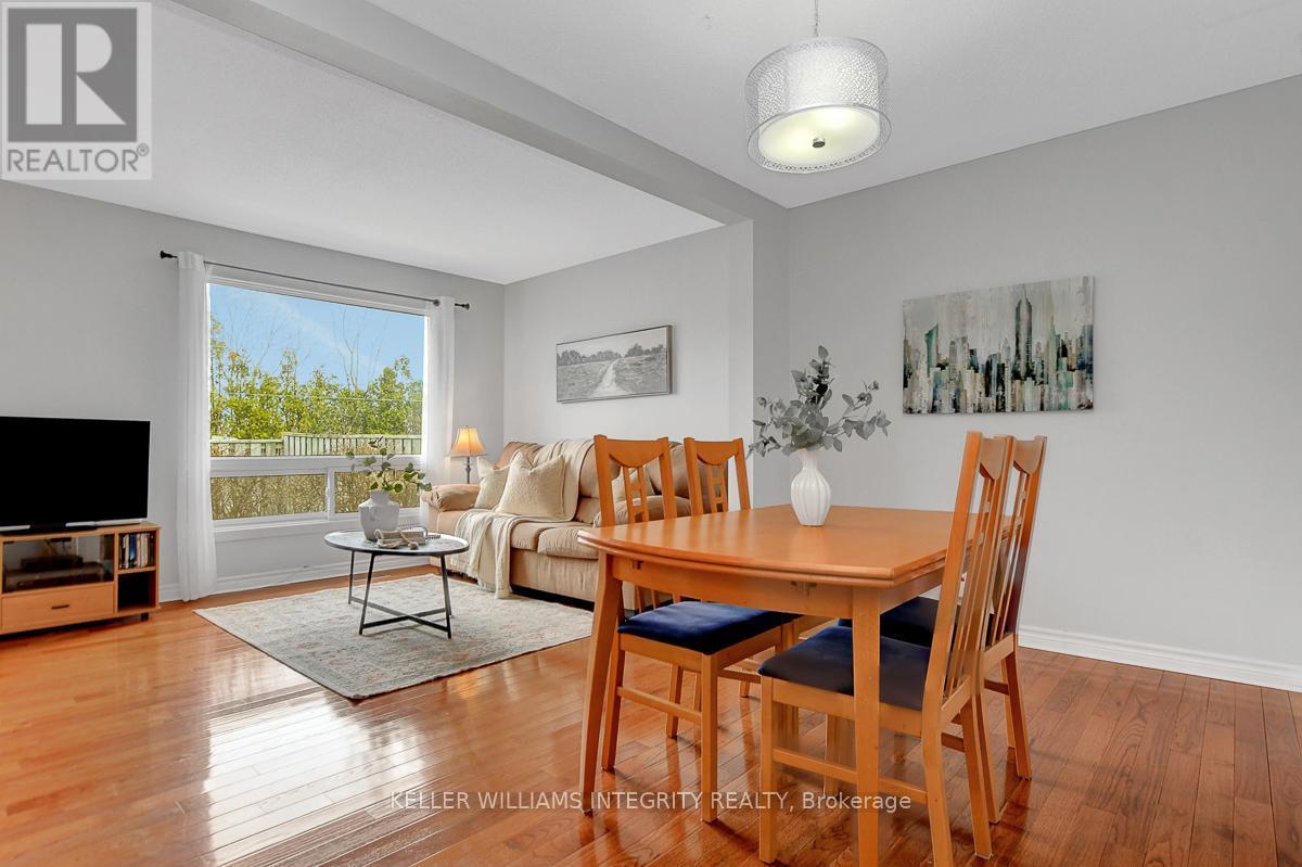 












46 BERING COURT

,
Ottawa,




Ontario
K2L2B7

