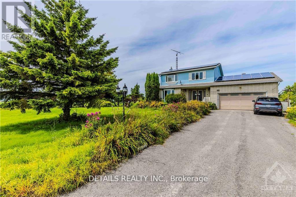 












1361 RTE 500 ROUTE

,
Russell,




Ontario
K0A1W0

