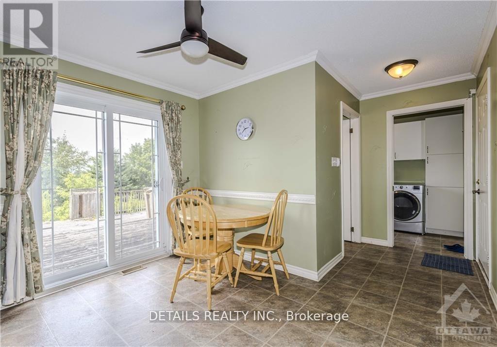 












1361 RTE 500 ROUTE

,
Russell,




Ontario
K0A1W0

