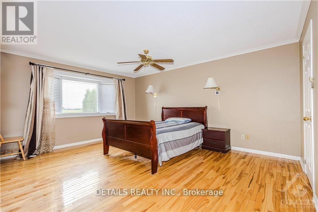 












1361 RTE 500 ROUTE

,
Russell,




Ontario
K0A1W0

