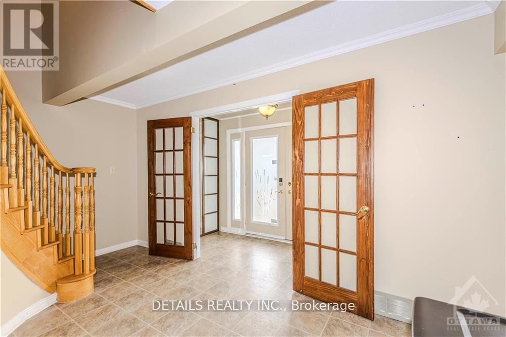 












1361 RTE 500 ROUTE

,
Russell,




Ontario
K0A1W0

