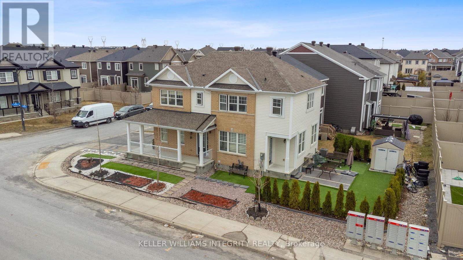 












52 OXALIS CRESCENT

,
Ottawa,




Ontario
K2V0J6

