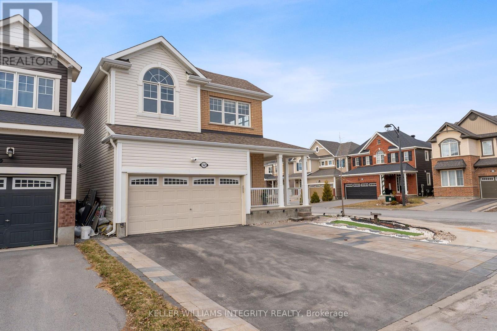 












52 OXALIS CRESCENT

,
Ottawa,




Ontario
K2V0J6

