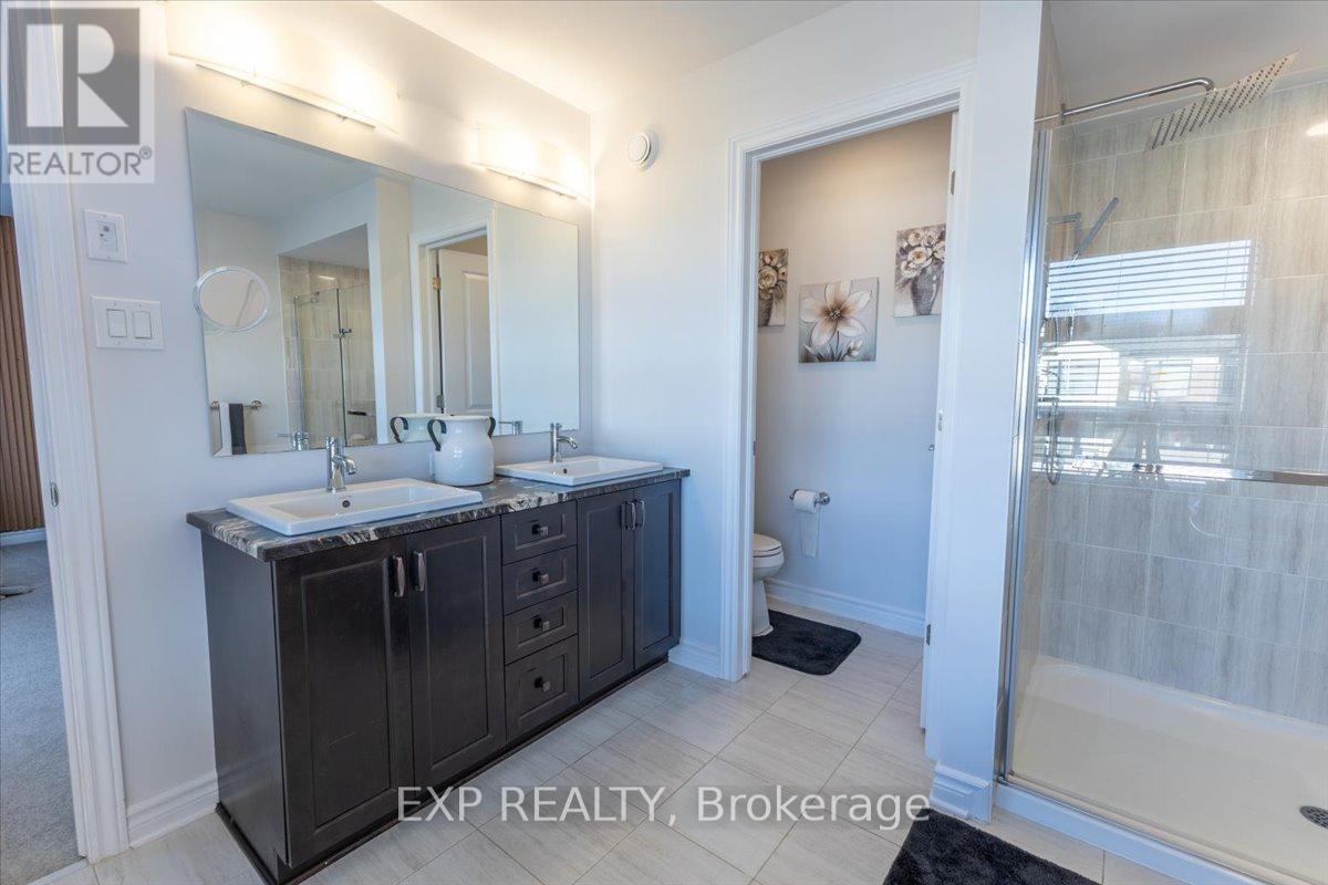 












23 ANGEL HEIGHTS

,
Ottawa,




Ontario
K2S2N2

