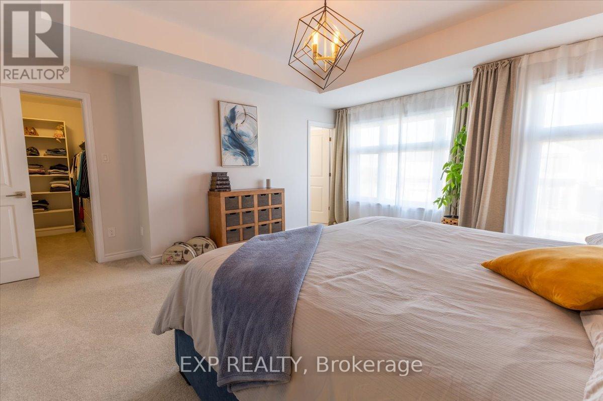 












23 ANGEL HEIGHTS

,
Ottawa,




Ontario
K2S2N2


