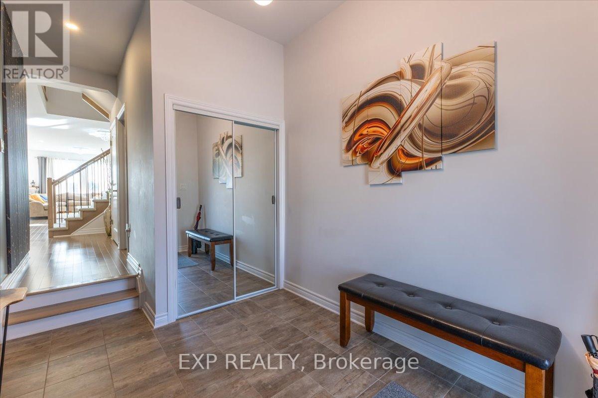 












23 ANGEL HEIGHTS

,
Ottawa,




Ontario
K2S2N2

