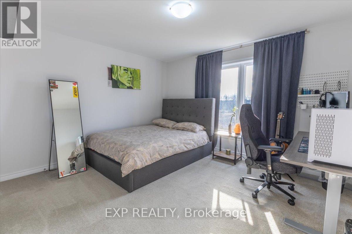 












23 ANGEL HEIGHTS

,
Ottawa,




Ontario
K2S2N2

