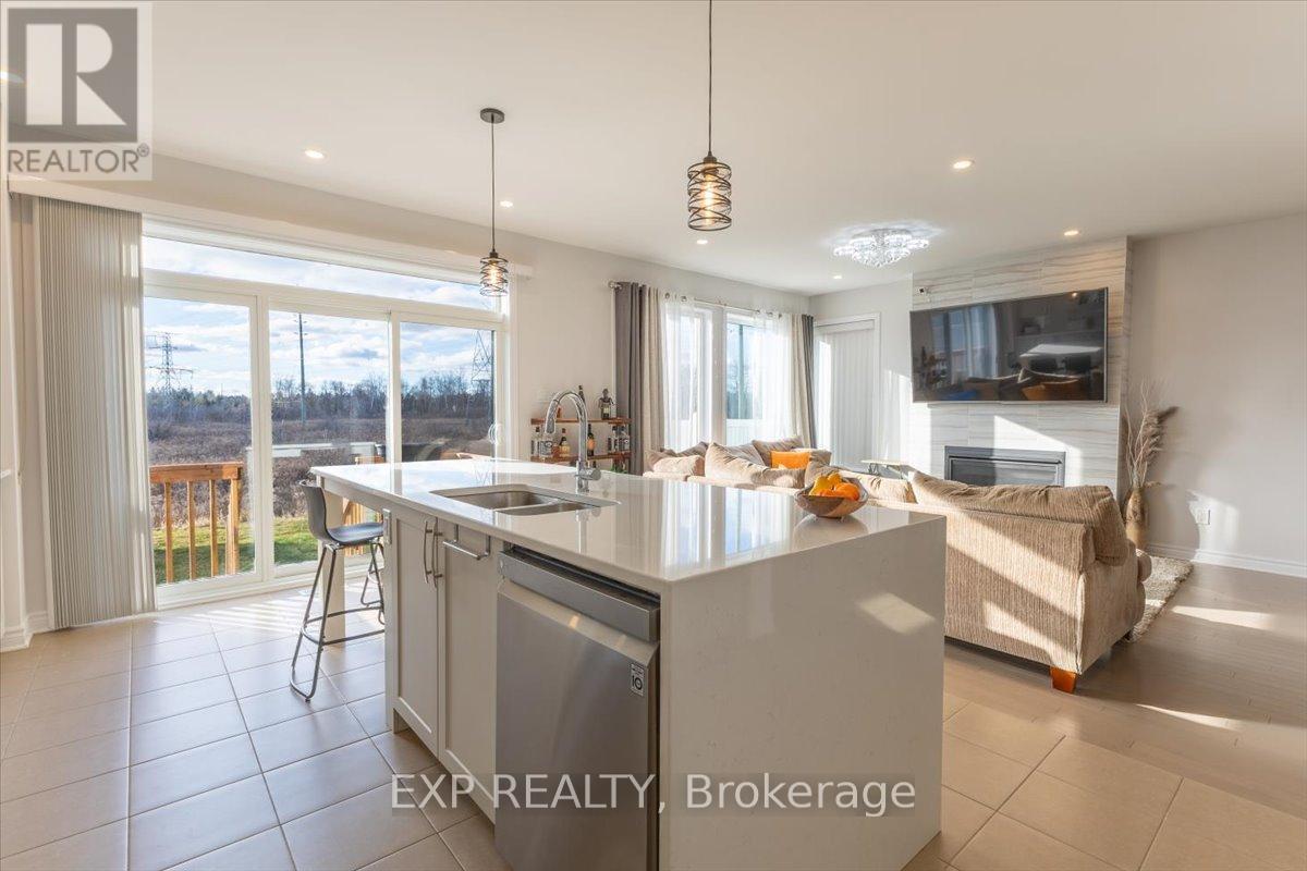 












23 ANGEL HEIGHTS

,
Ottawa,




Ontario
K2S2N2

