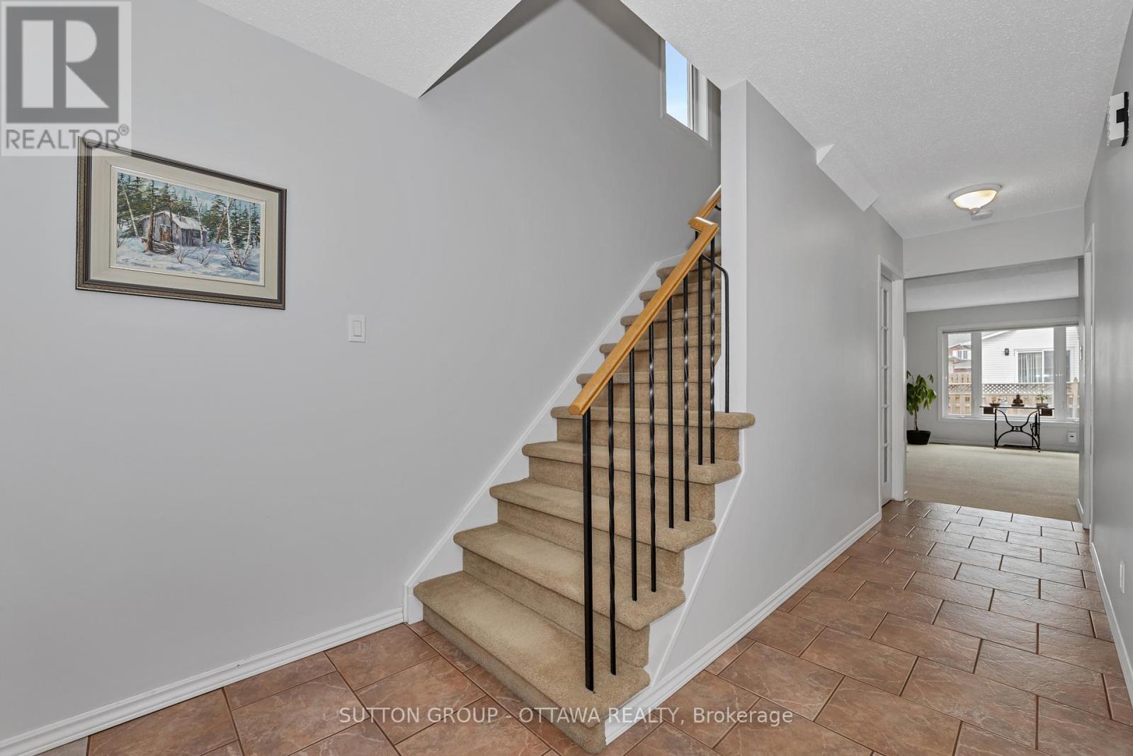 












6586 DES MERLES LANE

,
Ottawa,




Ontario
K1C6P3

