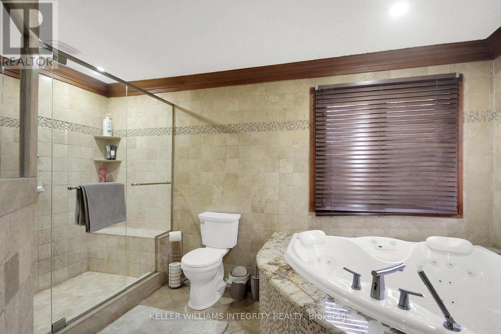 












2796 QUINN ROAD

,
Ottawa,




Ontario
K1T3V5


