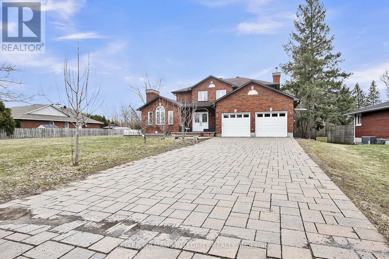 












2796 QUINN ROAD

,
Ottawa,




Ontario
K1T3V5

