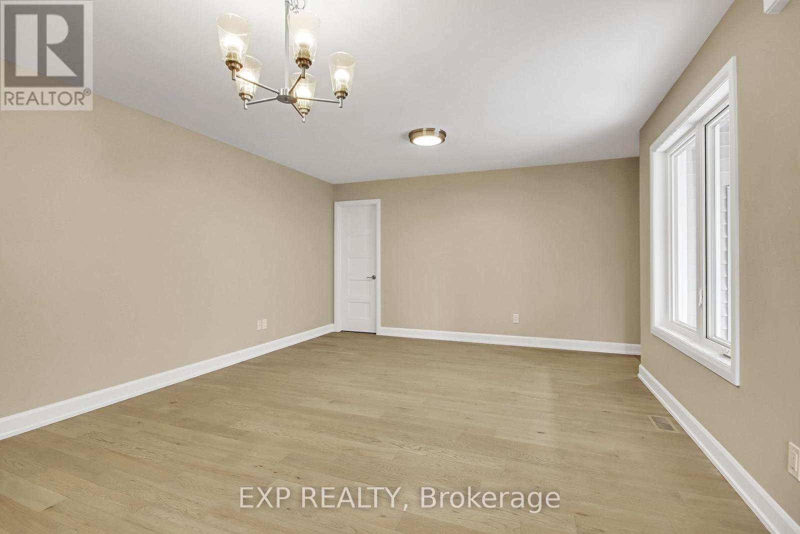 












647 PARKVIEW TERRACE

,
Russell,




Ontario
K4R0C6

