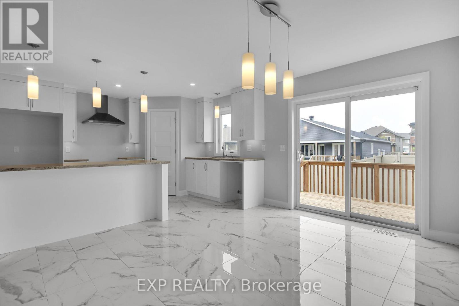 












647 PARKVIEW TERRACE

,
Russell,




Ontario
K4R0C6

