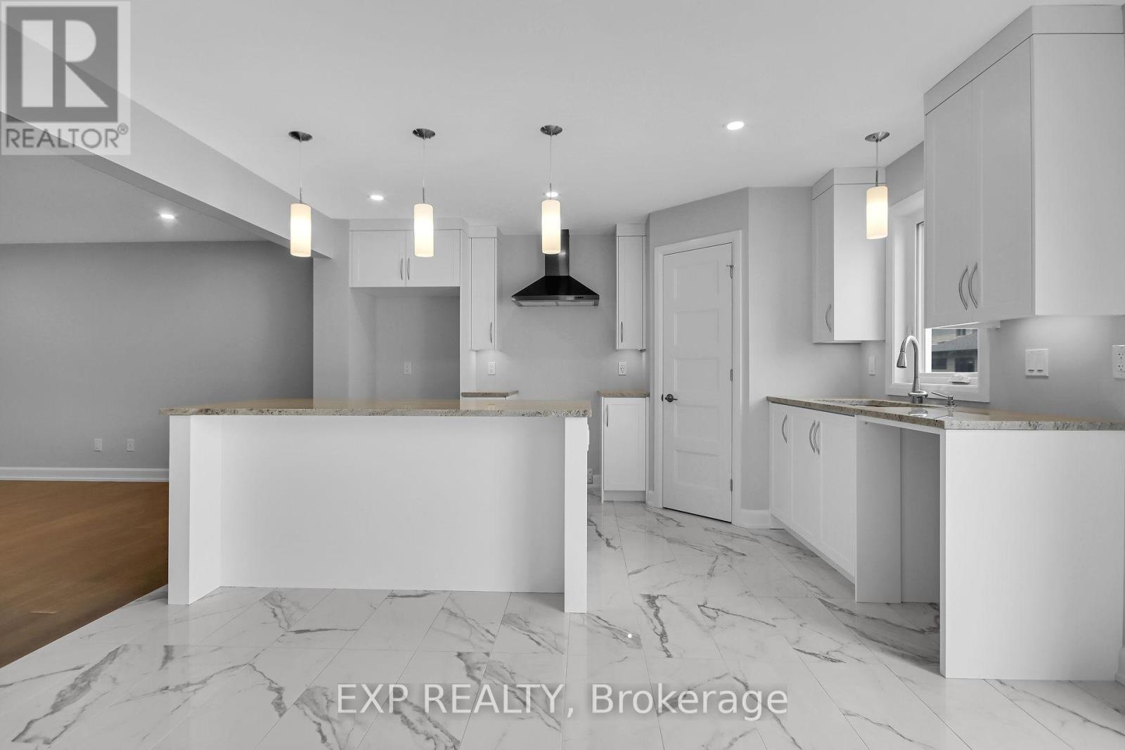 












647 PARKVIEW TERRACE

,
Russell,




Ontario
K4R0C6

