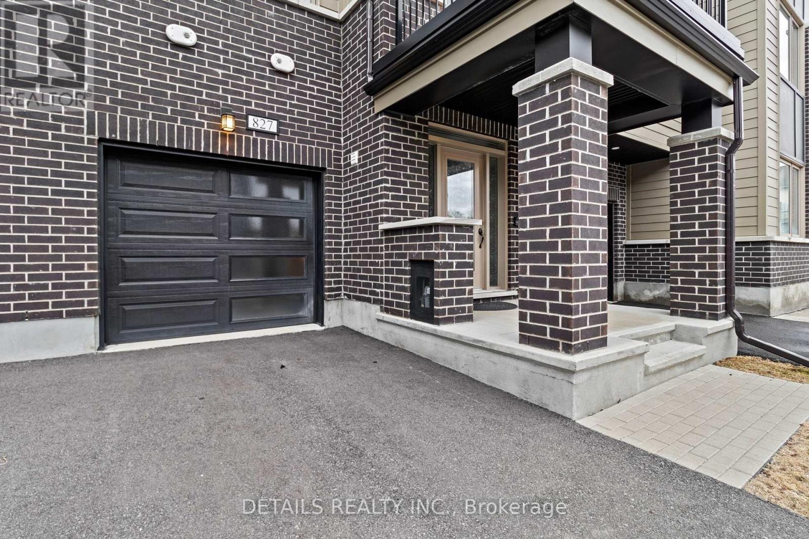 












827 KINIW PRIVATE

,
Ottawa,




Ontario
K1K5A3

