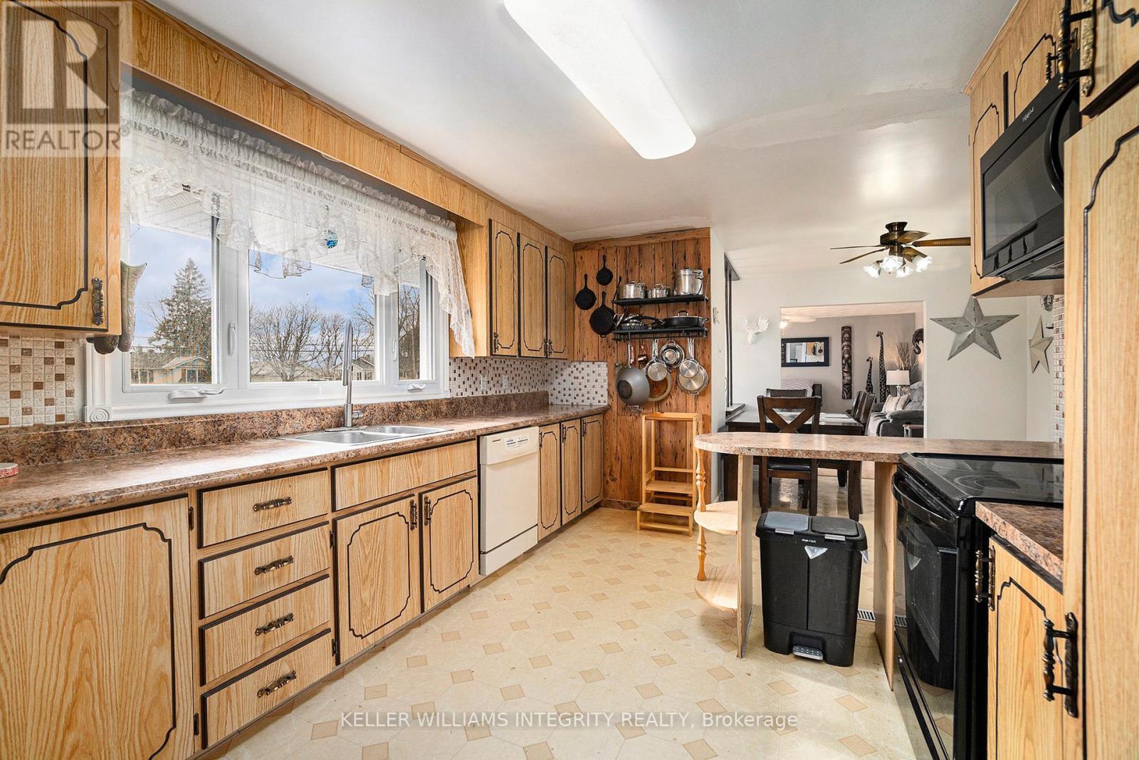 












2589 COUNTY ROAD 7 ROAD

,
North Dundas,




Ontario
K0C1H0

