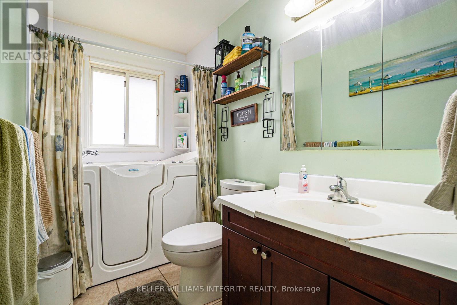 












2589 COUNTY ROAD 7 ROAD

,
North Dundas,




Ontario
K0C1H0

