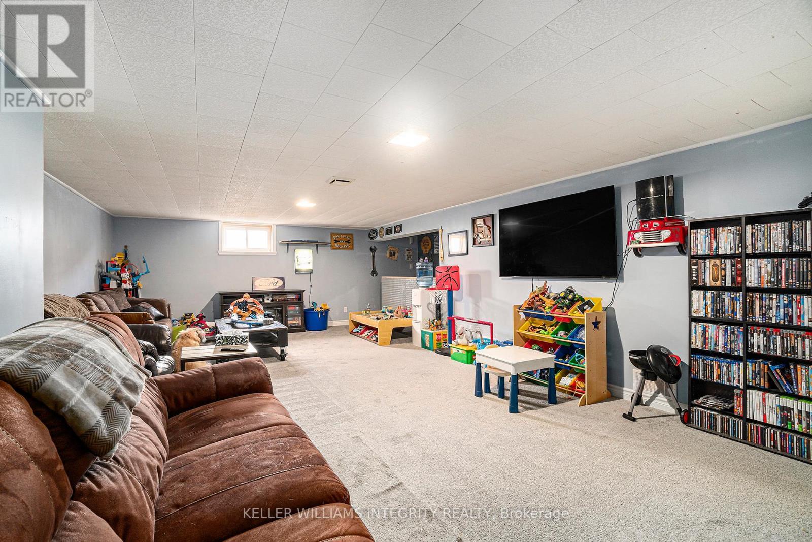 












2589 COUNTY ROAD 7 ROAD

,
North Dundas,




Ontario
K0C1H0

