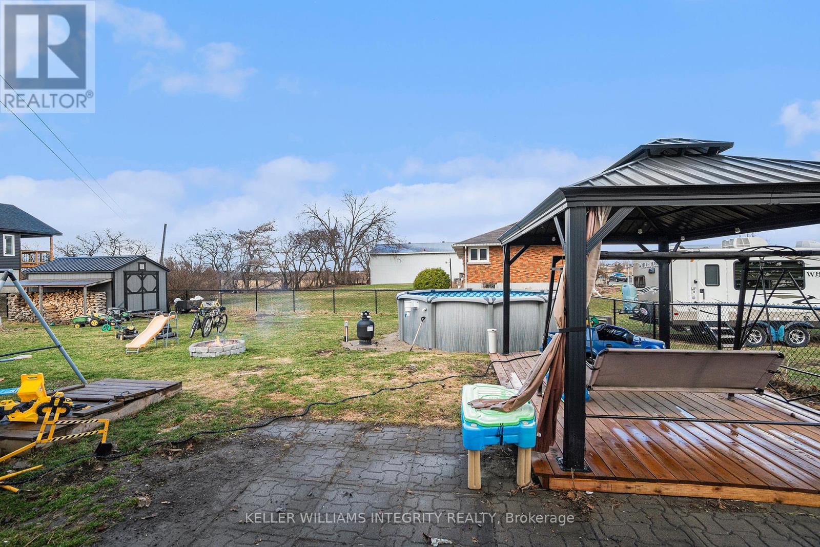 












2589 COUNTY ROAD 7 ROAD

,
North Dundas,




Ontario
K0C1H0

