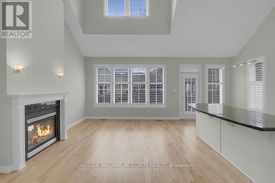 












16 MORENZ TERRACE

,
Ottawa,




Ontario
K2K3H1

