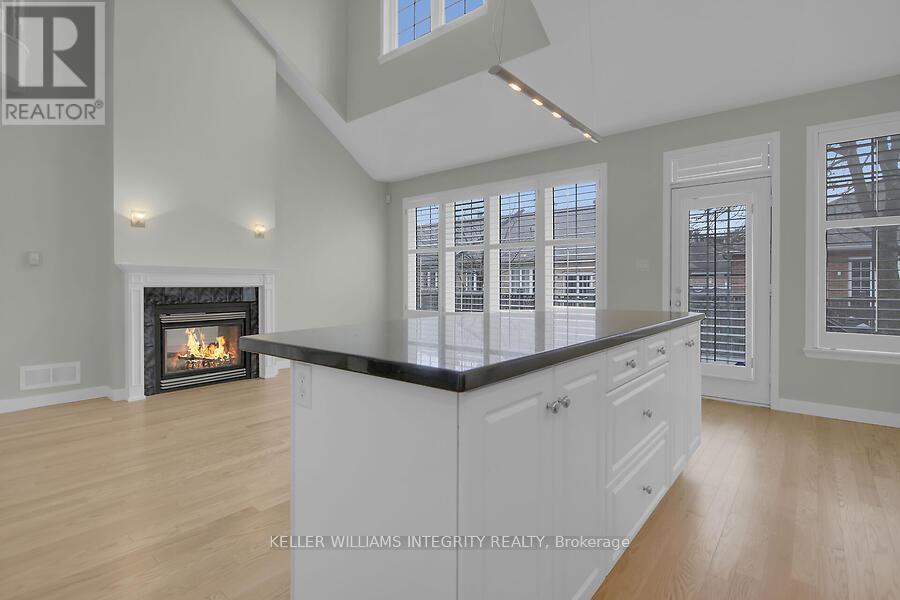 












16 MORENZ TERRACE

,
Ottawa,




Ontario
K2K3H1

