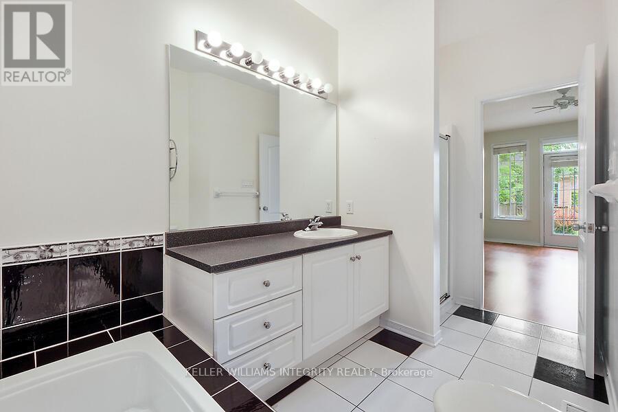 












16 MORENZ TERRACE

,
Ottawa,




Ontario
K2K3H1

