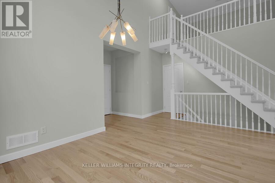 












16 MORENZ TERRACE

,
Ottawa,




Ontario
K2K3H1

