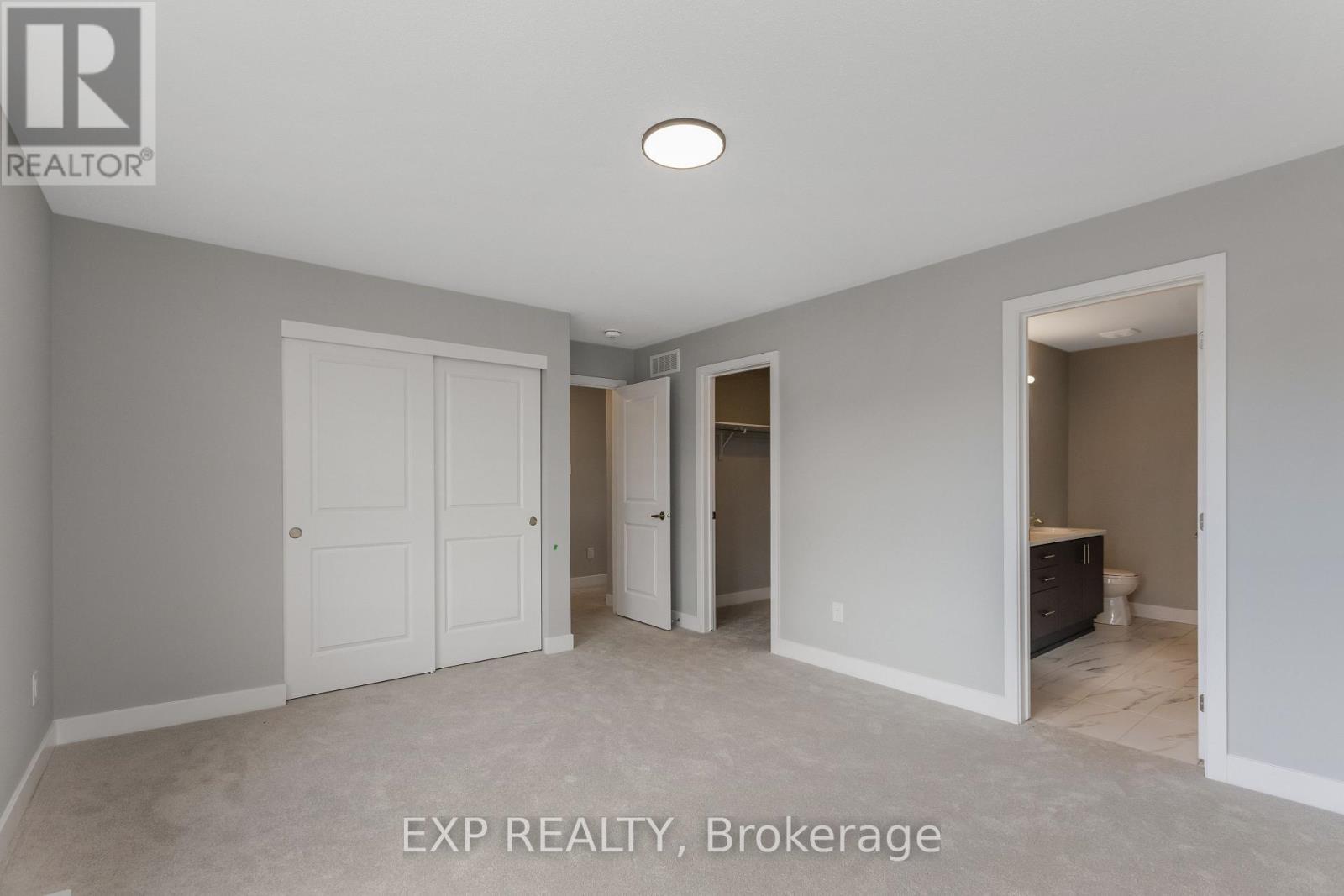 












584 PAAKANAAK AVENUE

,
Ottawa,




Ontario
K1X0J6

