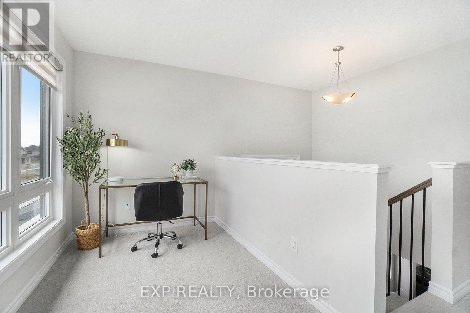 












276 TURNBUCKLE CRESCENT

,
Ottawa,




Ontario
K2J7B6

