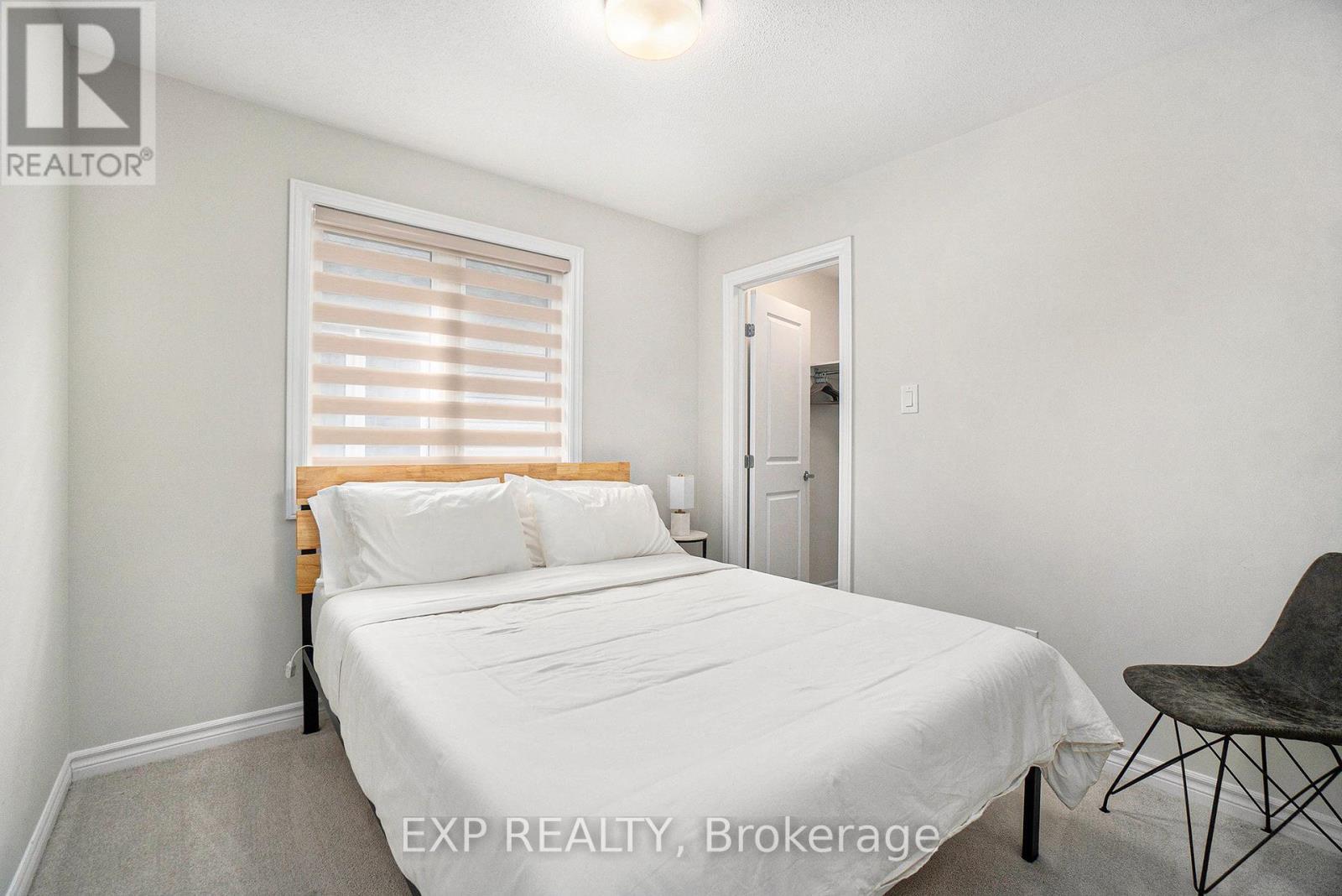 












276 TURNBUCKLE CRESCENT

,
Ottawa,




Ontario
K2J7B6


