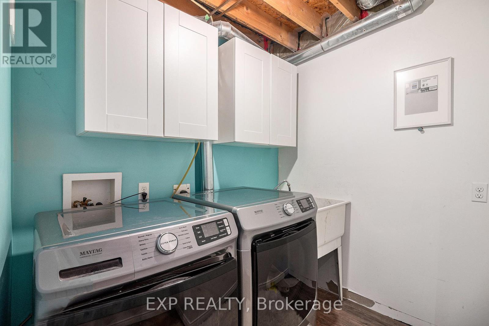 












302 COTE-ROYALE CRESCENT

,
Ottawa,




Ontario
K1E3L7

