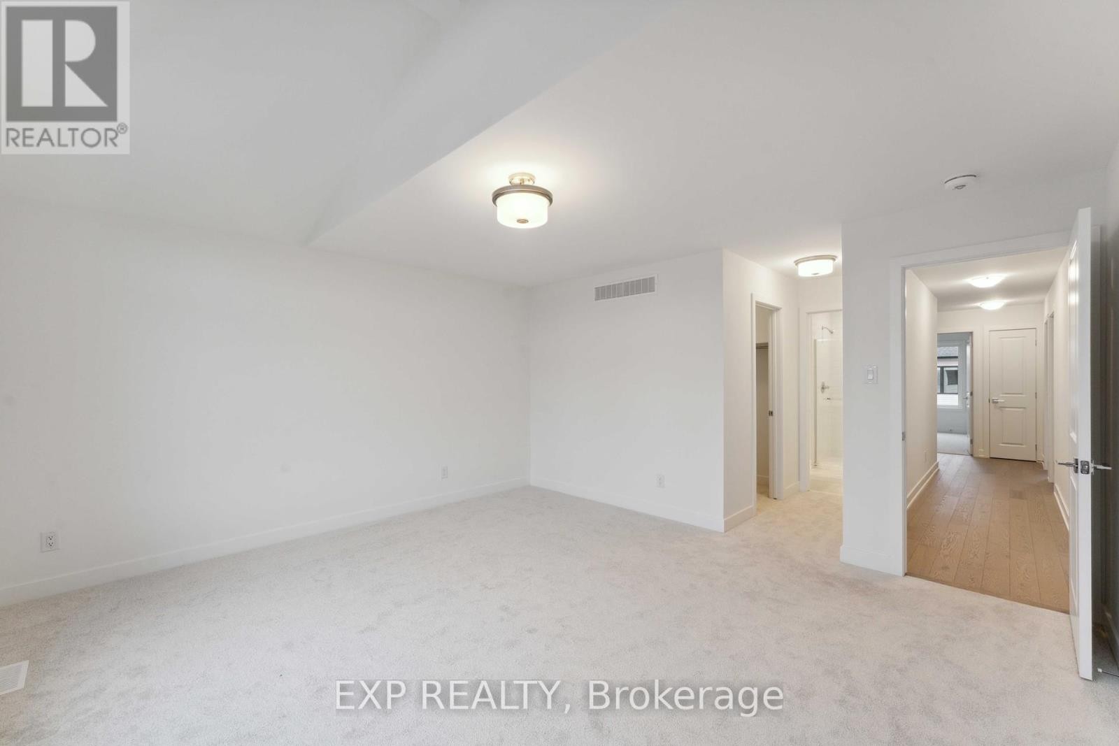 












3364 FINDLAY CREEK DRIVE

,
Ottawa,




Ontario
K1T0V5


