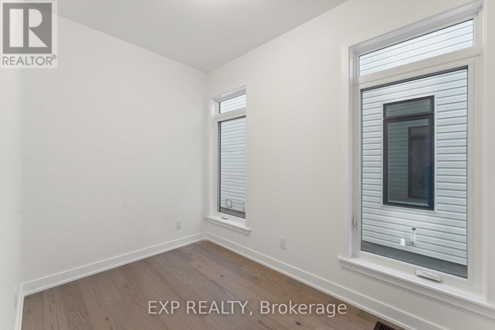 












3364 FINDLAY CREEK DRIVE

,
Ottawa,




Ontario
K1T0V5

