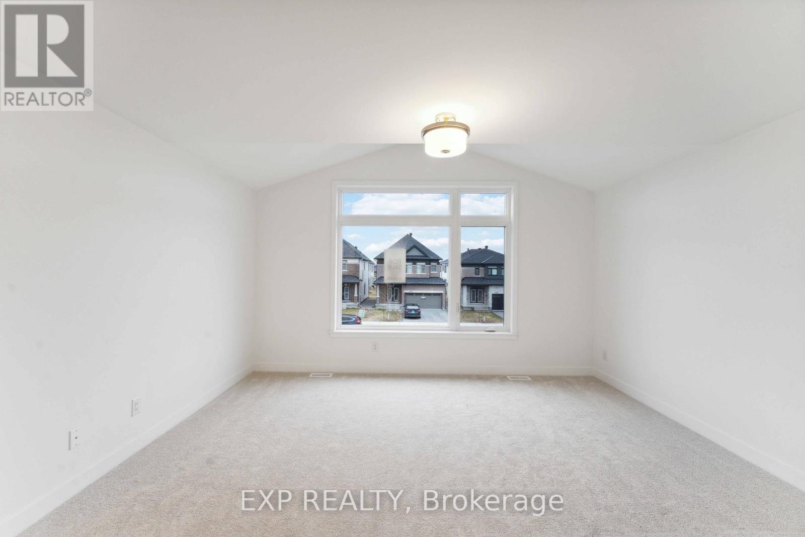 












3364 FINDLAY CREEK DRIVE

,
Ottawa,




Ontario
K1T0V5

