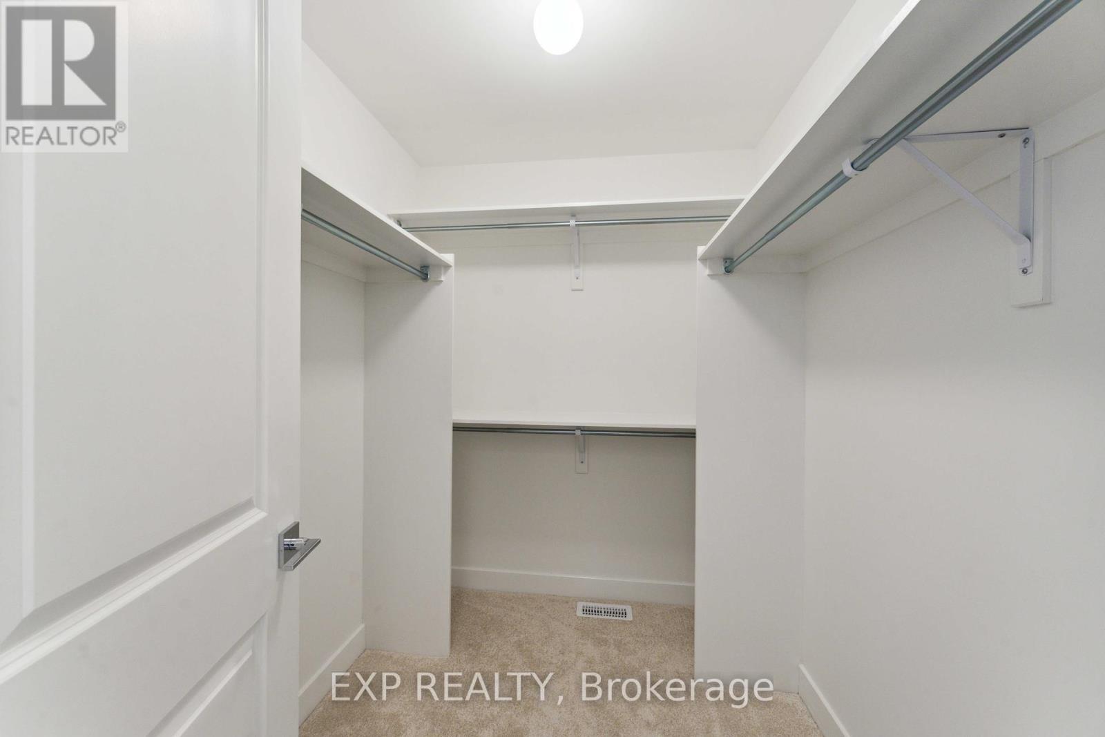 












3364 FINDLAY CREEK DRIVE

,
Ottawa,




Ontario
K1T0V5

