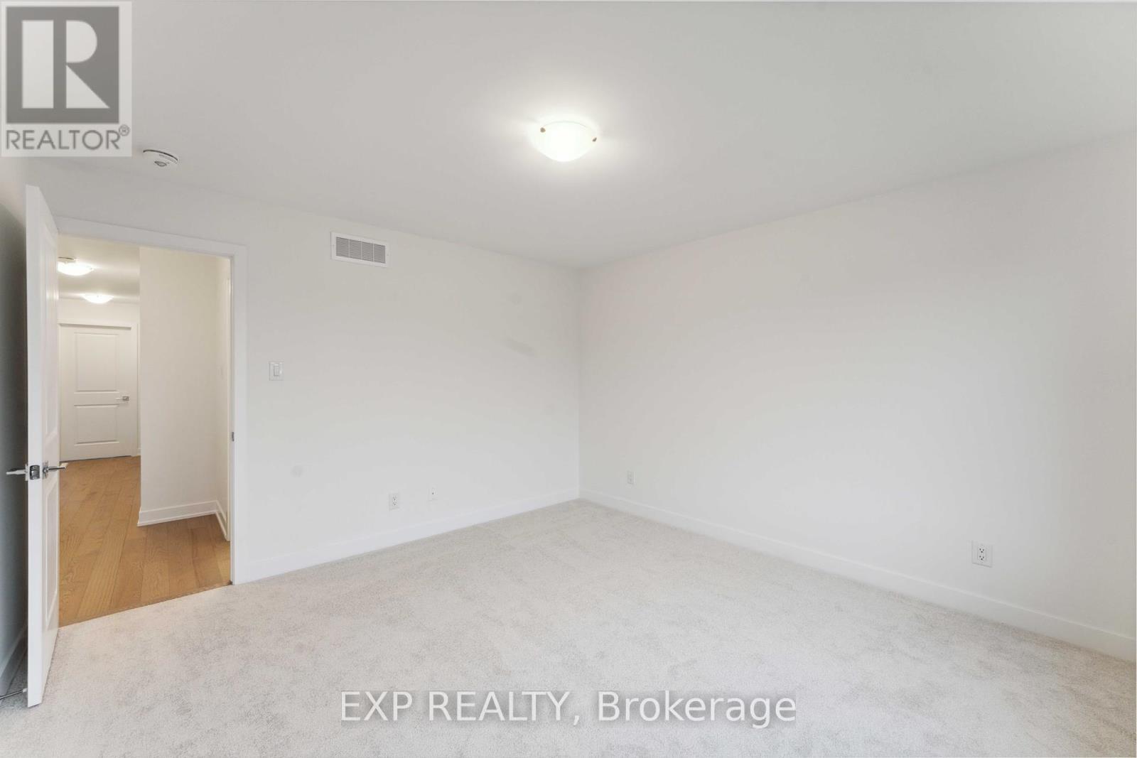 












3364 FINDLAY CREEK DRIVE

,
Ottawa,




Ontario
K1T0V5

