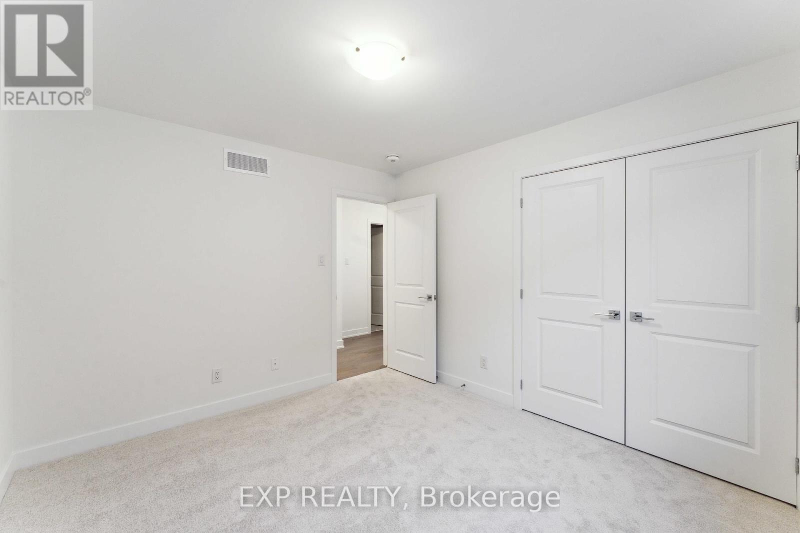 












3364 FINDLAY CREEK DRIVE

,
Ottawa,




Ontario
K1T0V5

