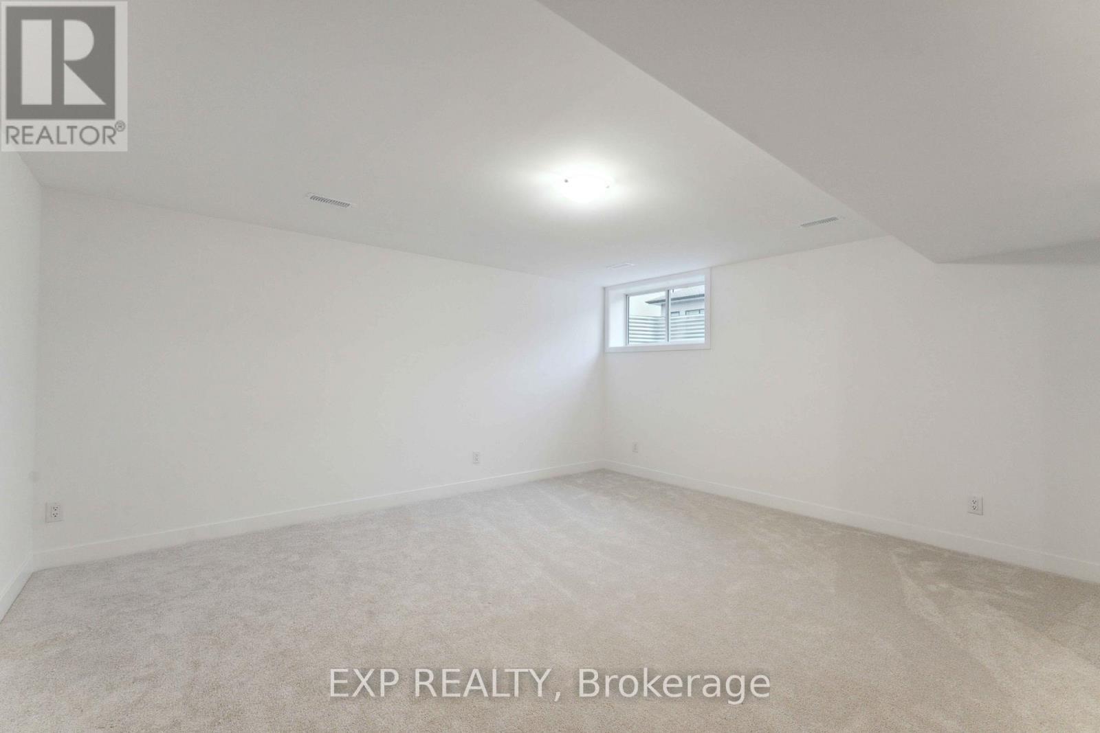 












3364 FINDLAY CREEK DRIVE

,
Ottawa,




Ontario
K1T0V5

